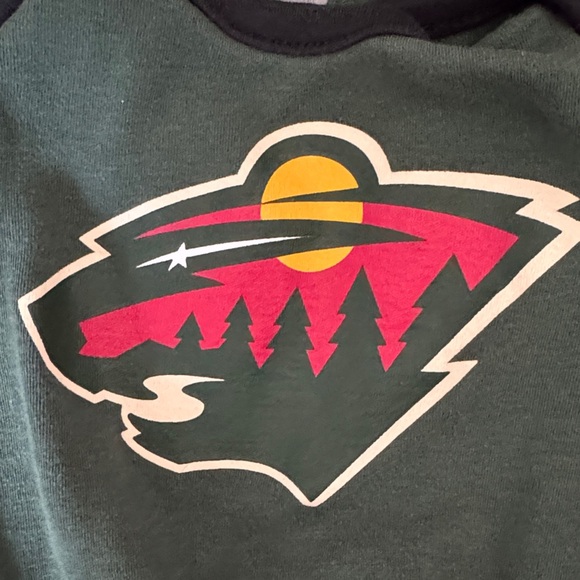 NHL Minnesota Wild Kids Onesies - Green, Black, Gray - Picture 5 of 5